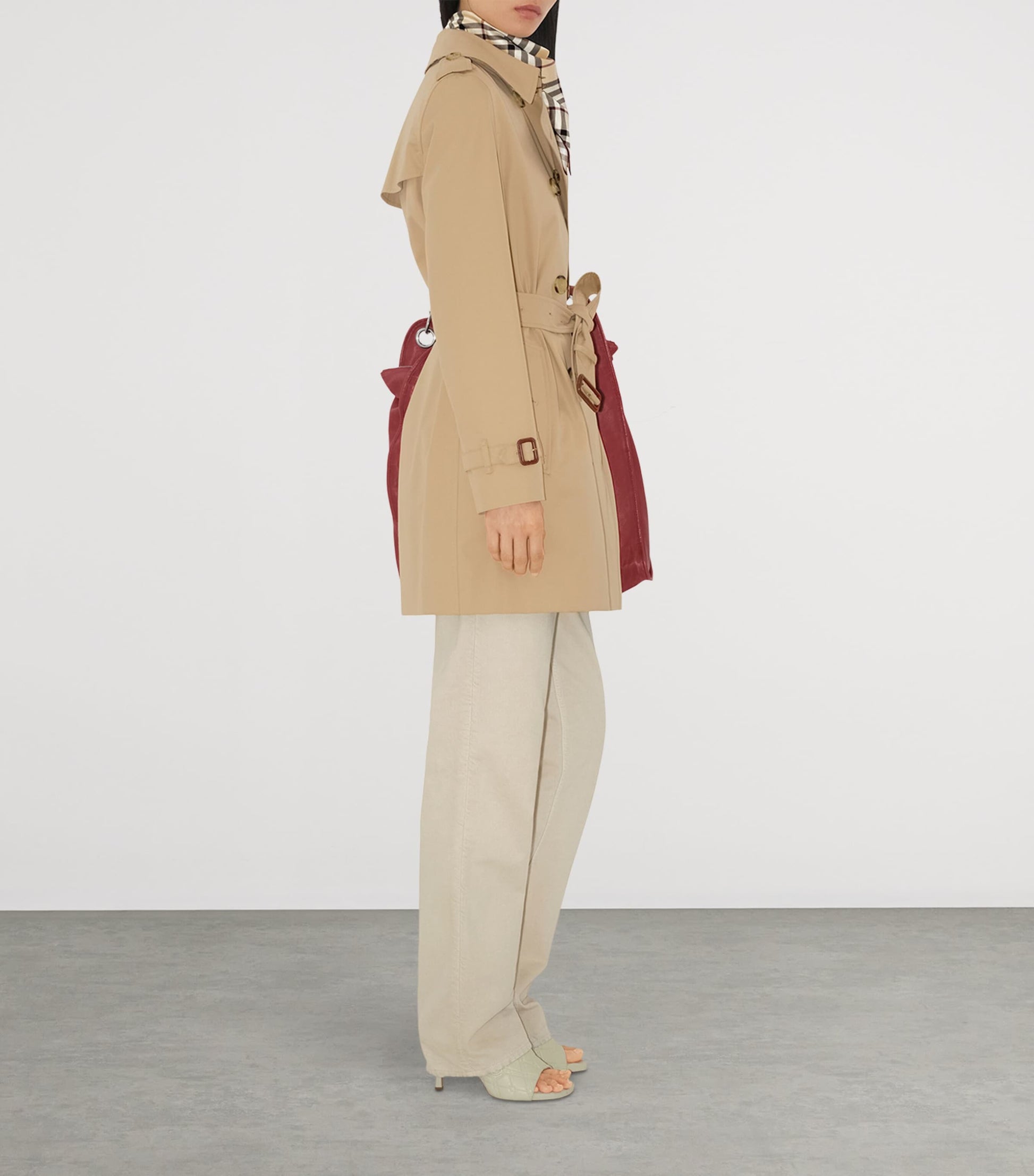 Burberry Gabardine Short Kensington Heritage Trench Coat