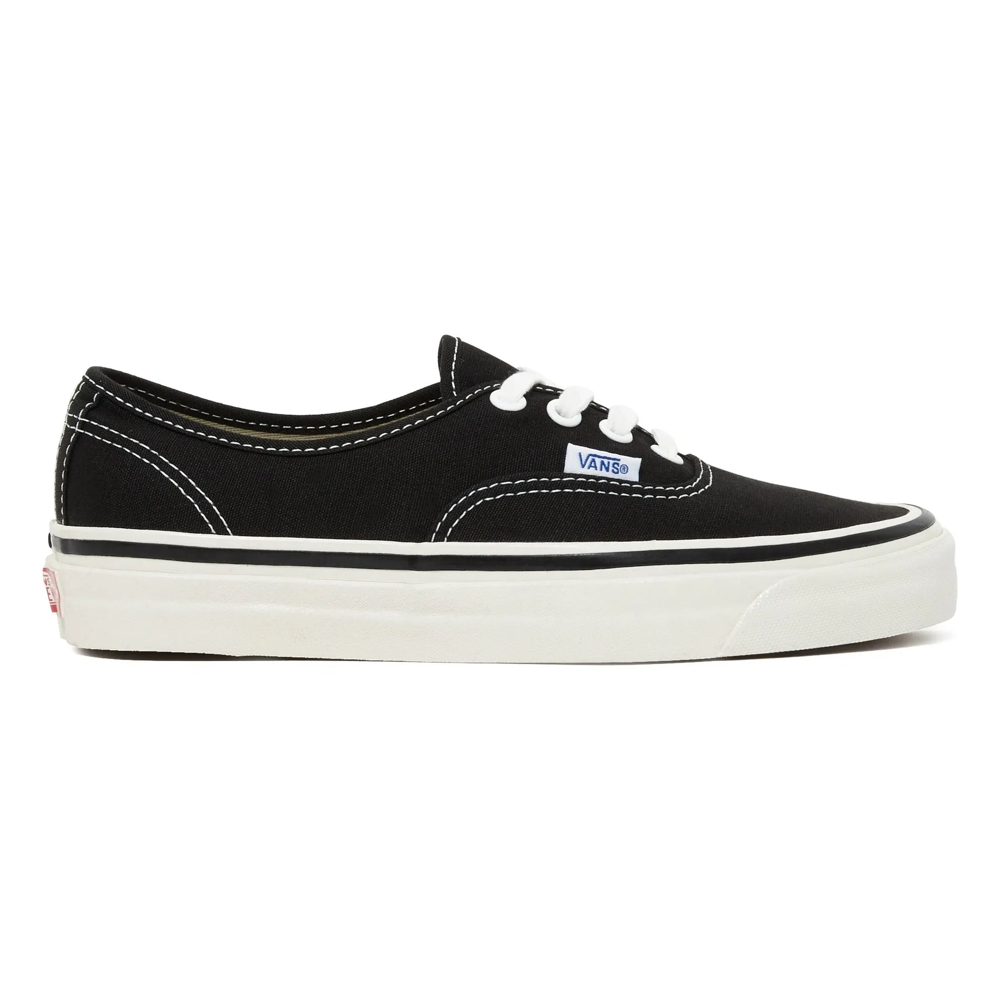 Vans - Authentic 44 Dx Sneakers - Women's Collection  | Black