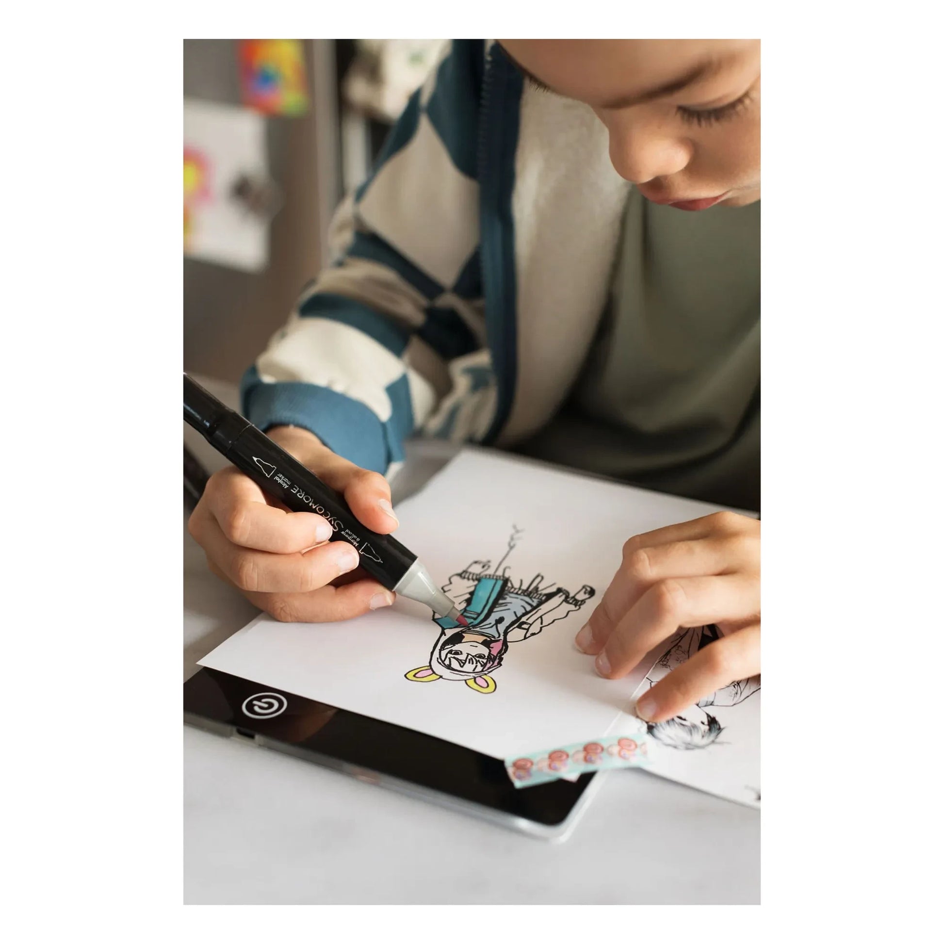 Sycomore - Manga - Rechargeable light tablet Manga character creation