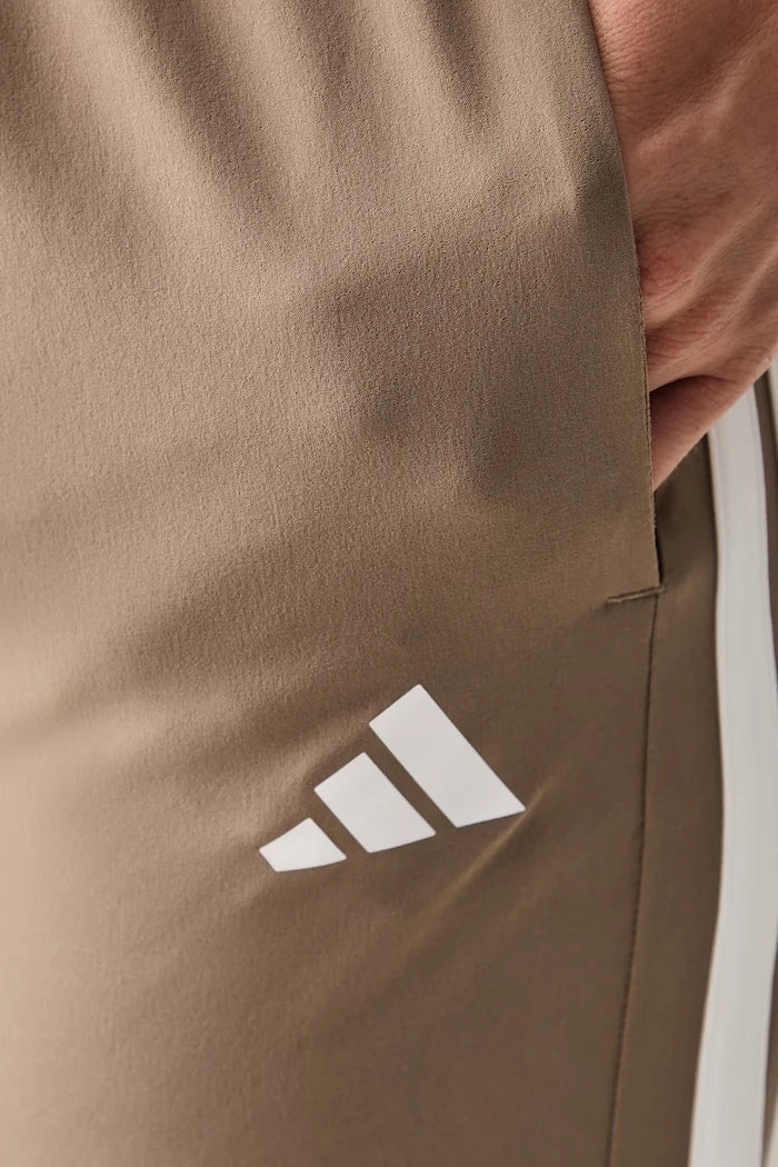 adidas Performance kadın antrenman pantolonu Essentials