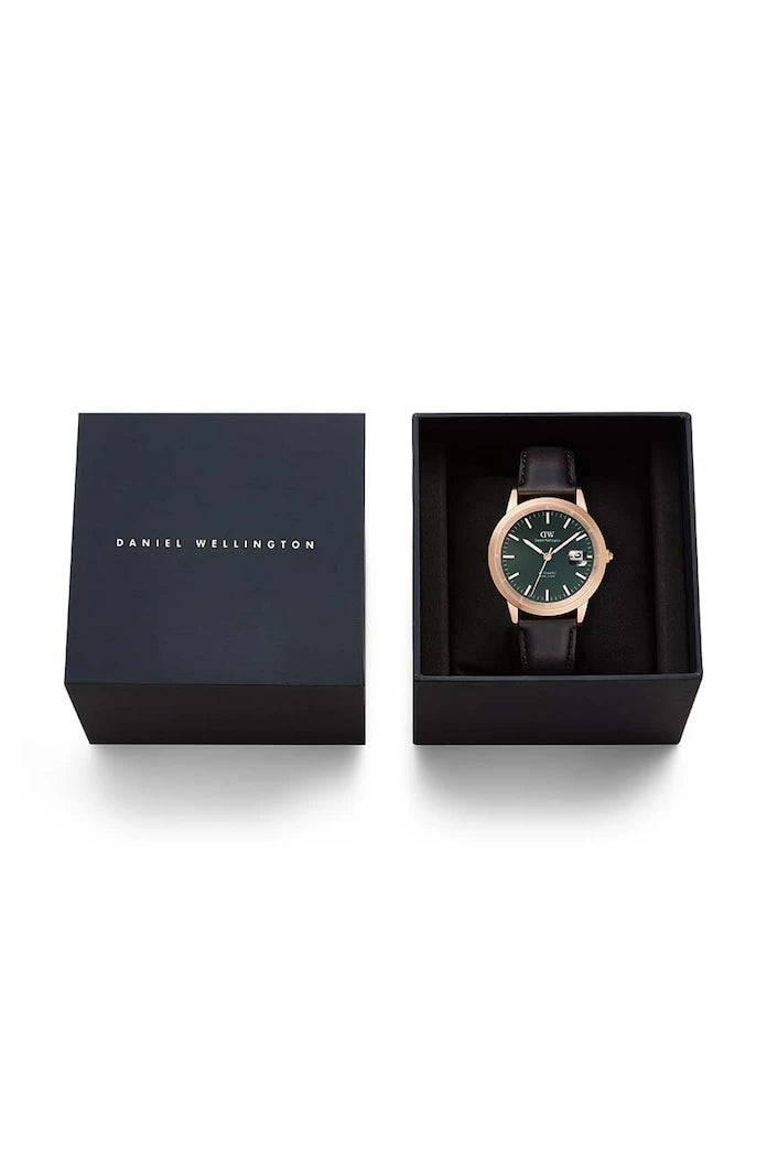 Часовник Daniel Wellington