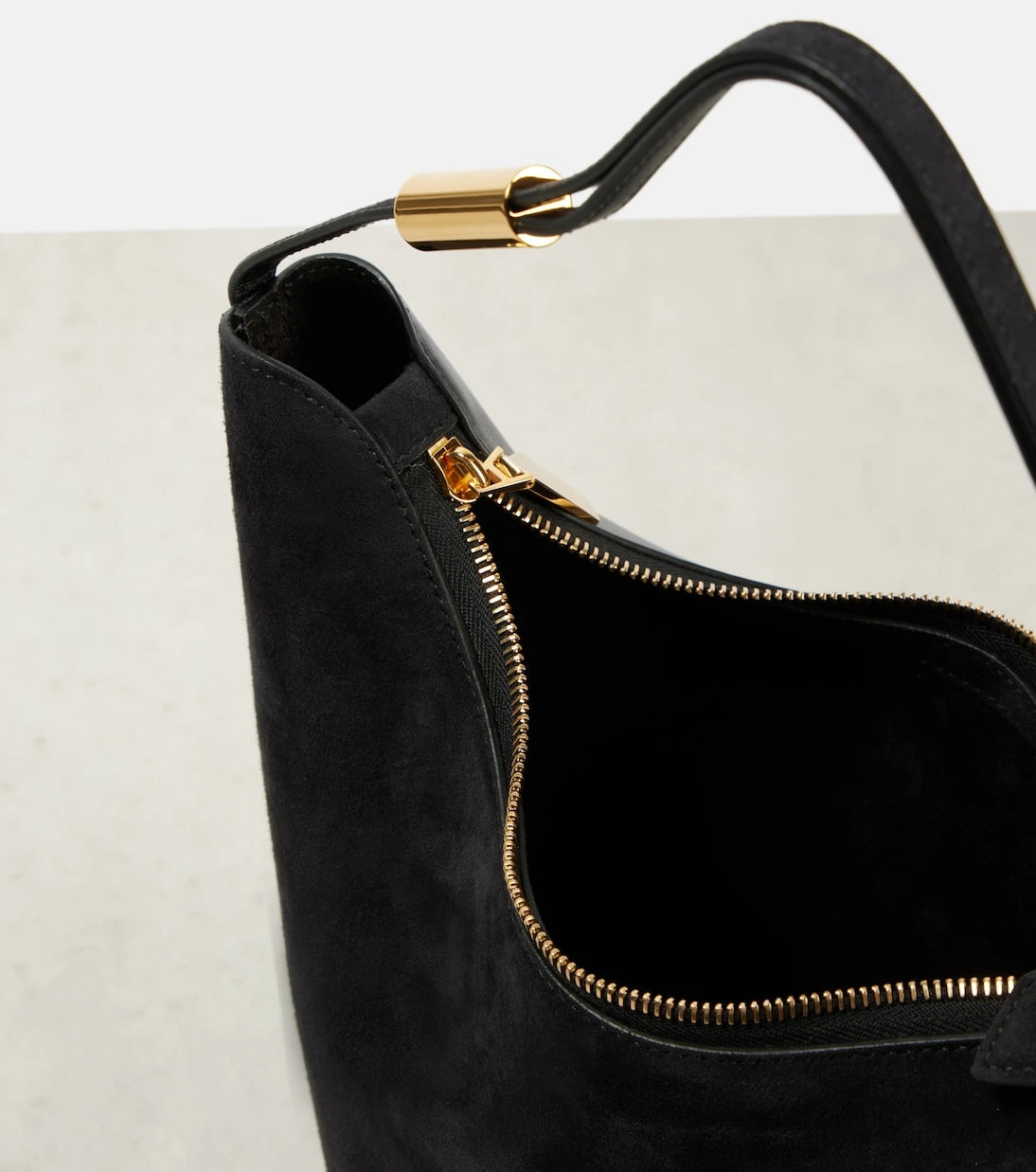 Alaïa - Small suede shoulder bag