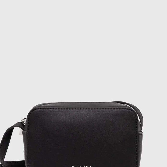 Чанта Calvin Klein