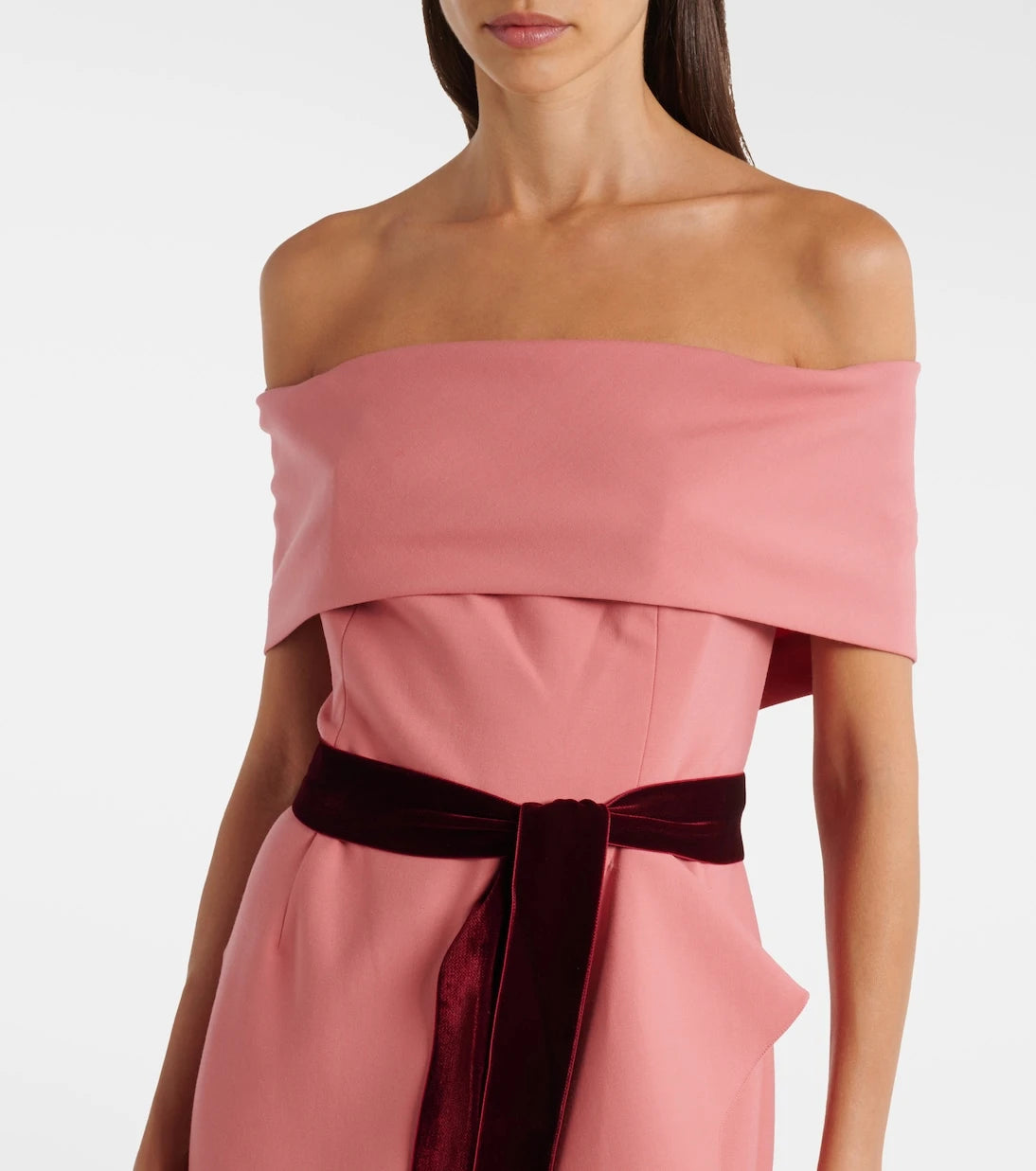 Oscar de la Renta - فستان سهرة من مزيج الصوف مكشوف الكتفين