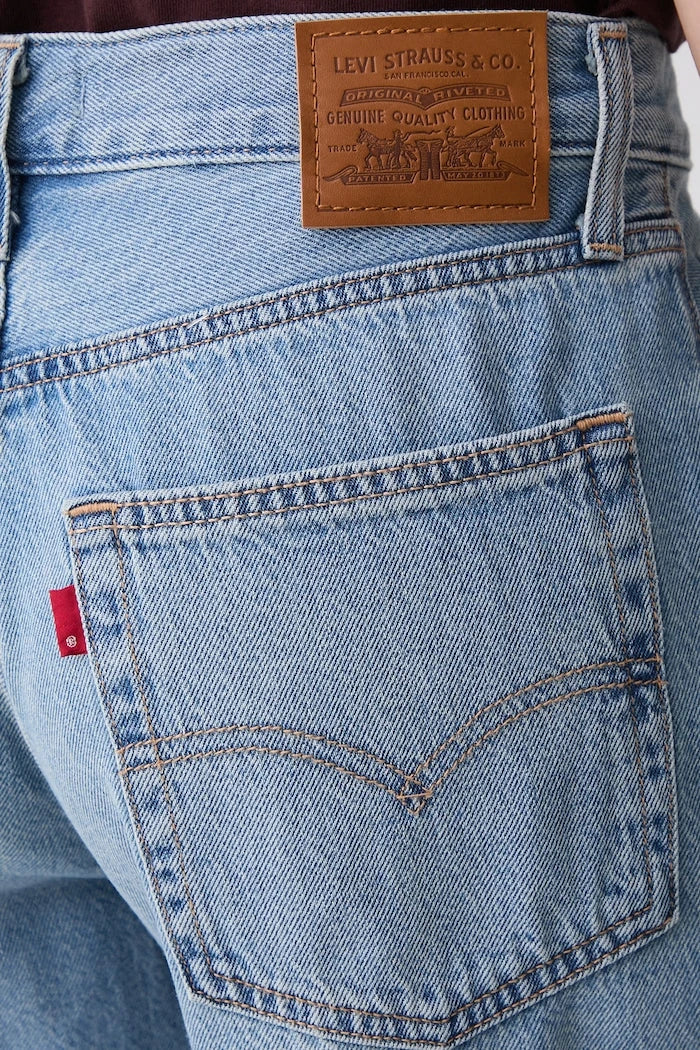Levi's kadın denim baggy dad kısa şort