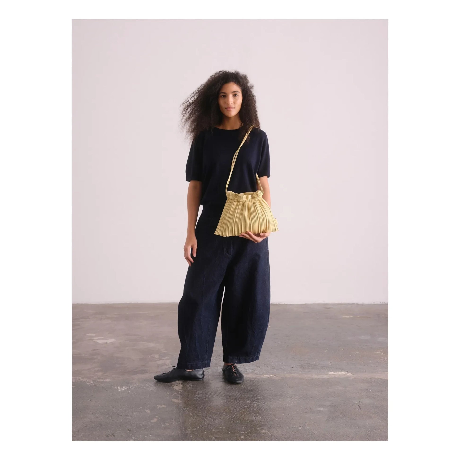 Olend - Shell Bag Vegan Leather | Pale yellow