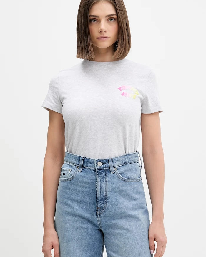 Tommy Jeans kadın pamuklu tişört