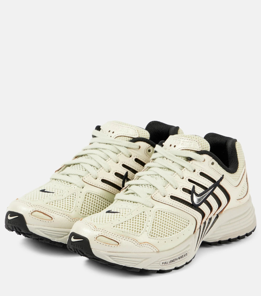 Nike - حذاء رياضي Air Pegasus 2K5