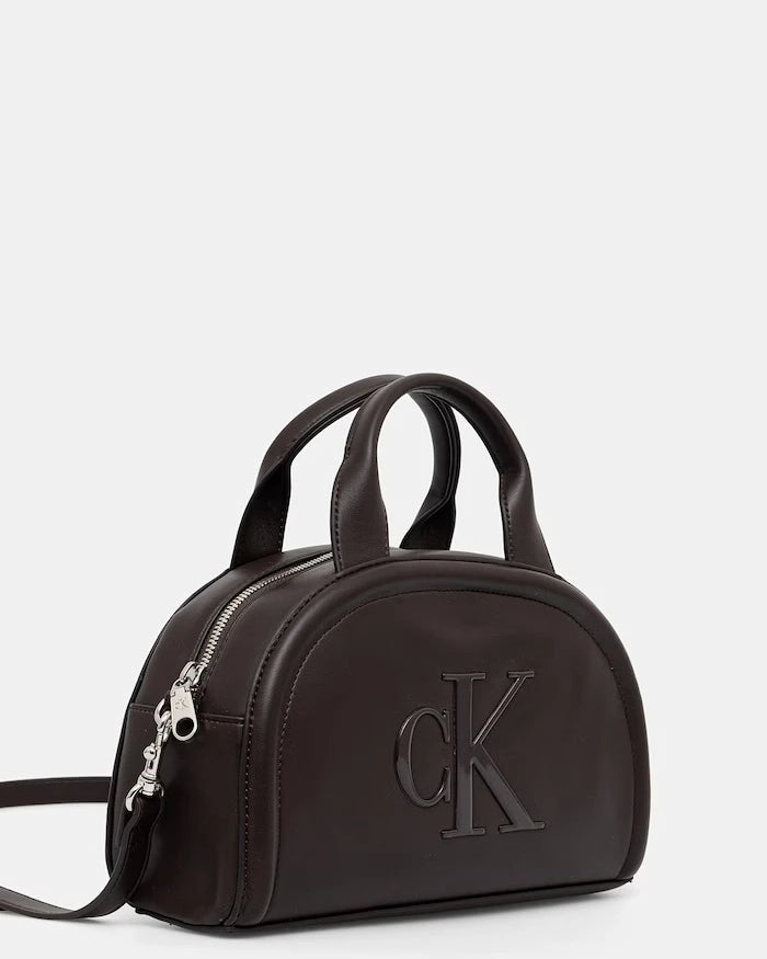 Calvin Klein kadın suni deri çapraz çanta