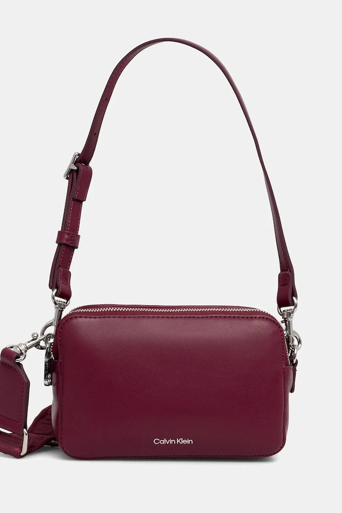 Calvin Klein чанта crossbody дамска от имитация на кожа
