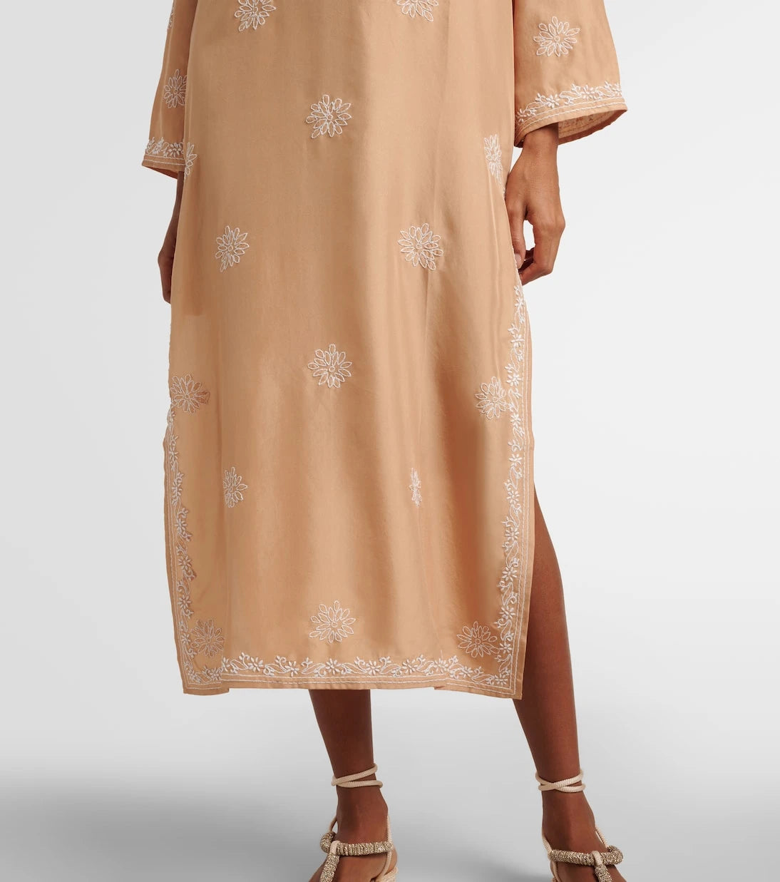 Juliet Dunn - Embroidered silk kaftan