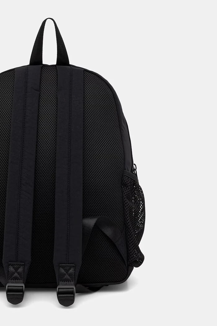 EA7 Emporio Armani şehir sırt çantası