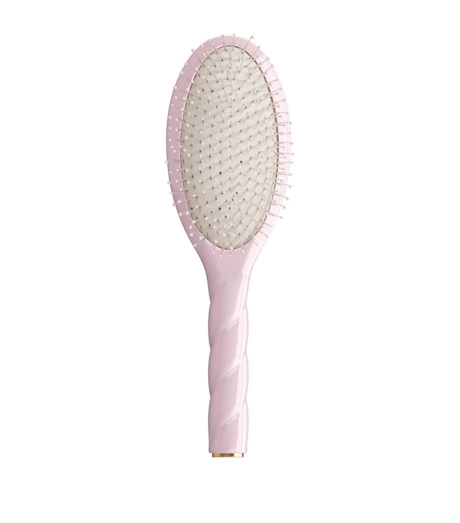 N.04 The Miracle Detangling Scalp Brush