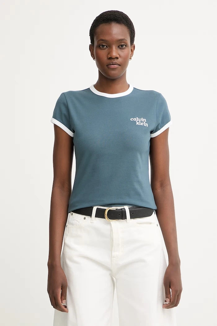 Calvin Klein Jeans pamuk ve elastanlı kadın tişört