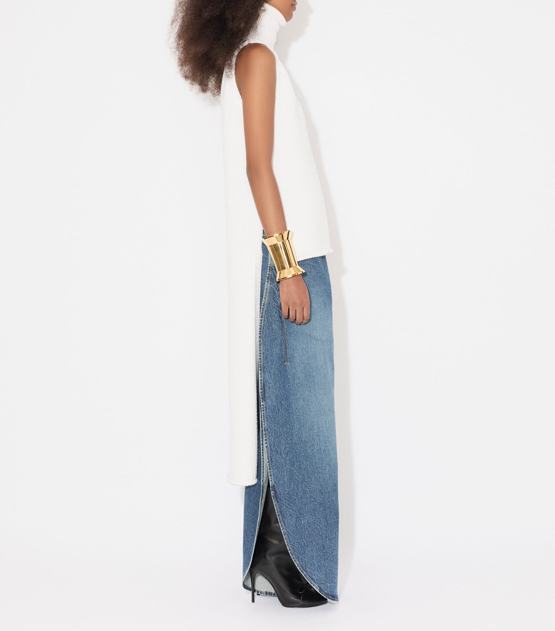 Alaïa Blue Side-Slit Round-Leg Jeans