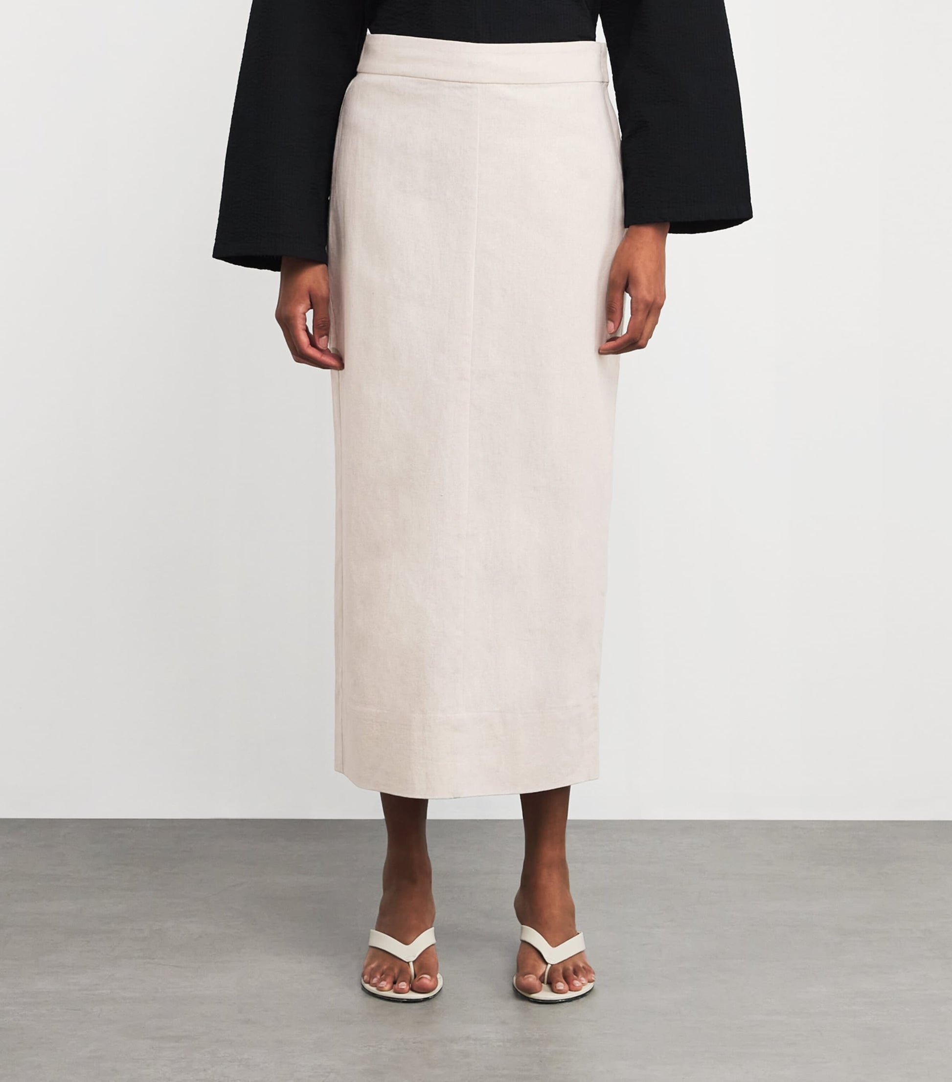 Stylein Ivory Linen-Blend Saronno Maxi Skirt