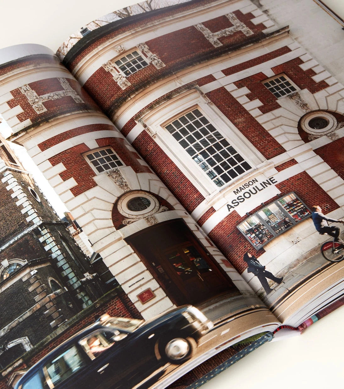 Assouline - London Chic book