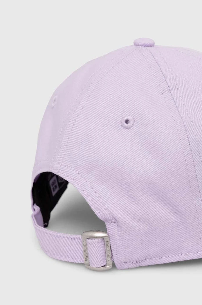 Памучна шапка с козирка New Era