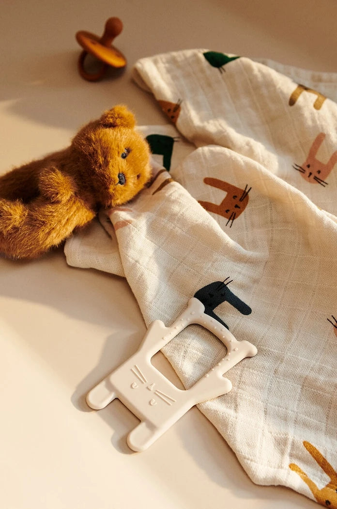 Бебешка играчка за гушкане Liewood Binnie Bear Small Teddy