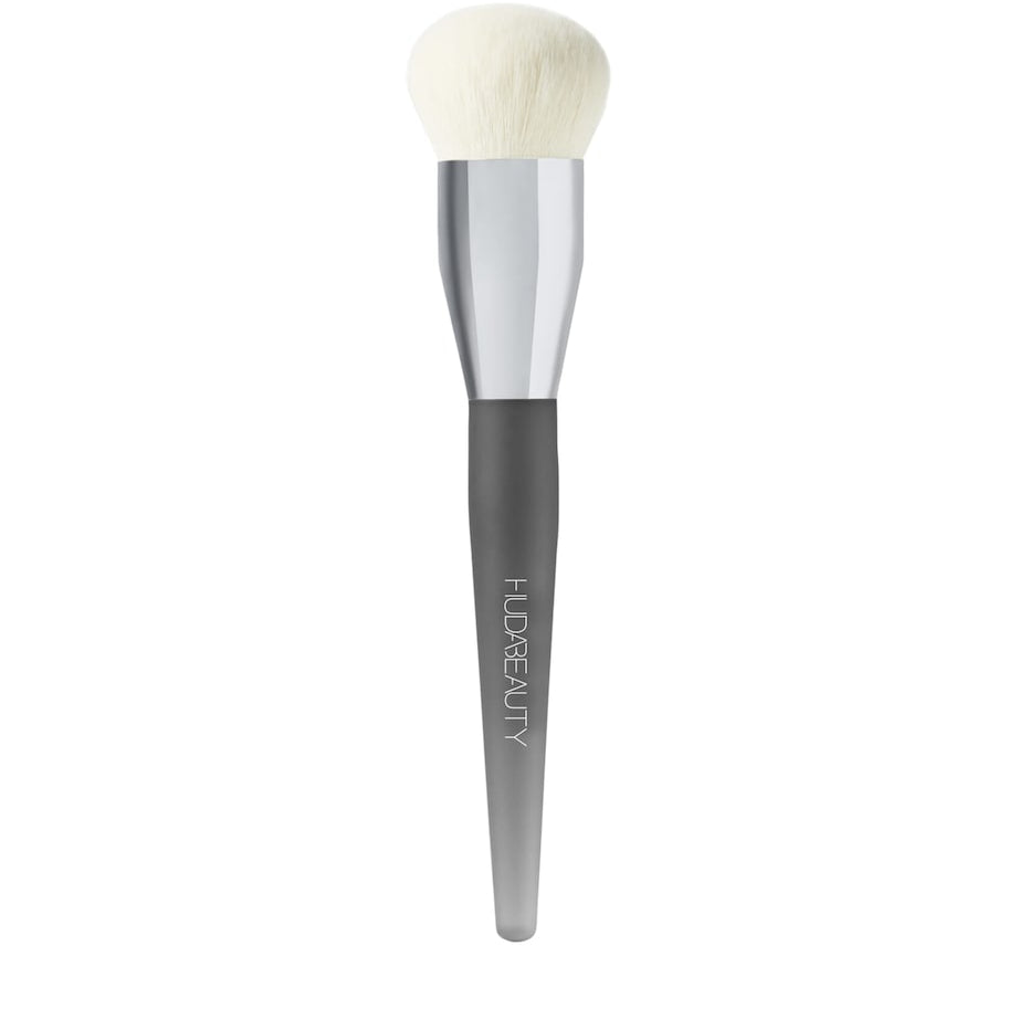 Huda Beauty Easy Blur Brush