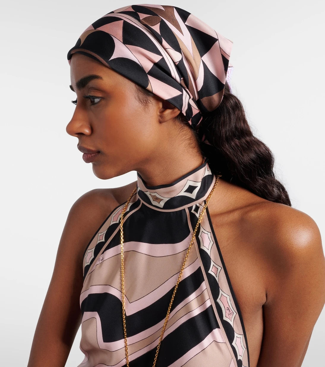 Pucci - وشاح من نسيج التويل الحريري مانوبا