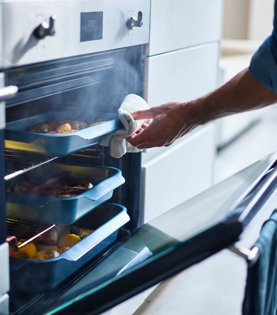 Set of 3 Non-Stick Nest Roasting Trays