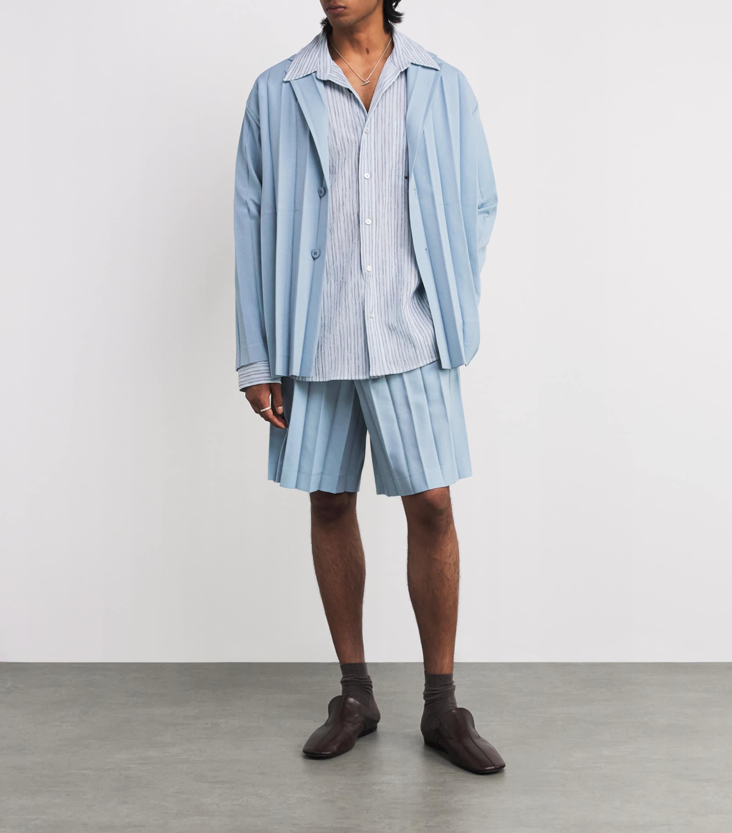 Pleated Edge Ensemble Shorts