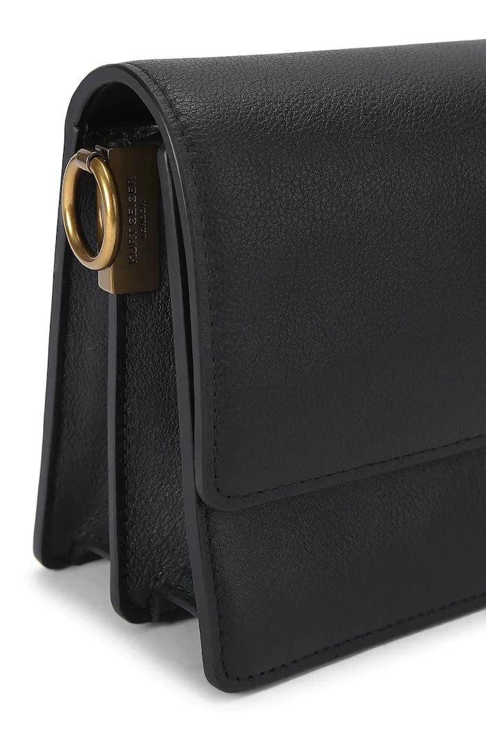 Kurt Geiger London Sloane Soft Shoulder Bag Kadın Deri Crossbody Çanta