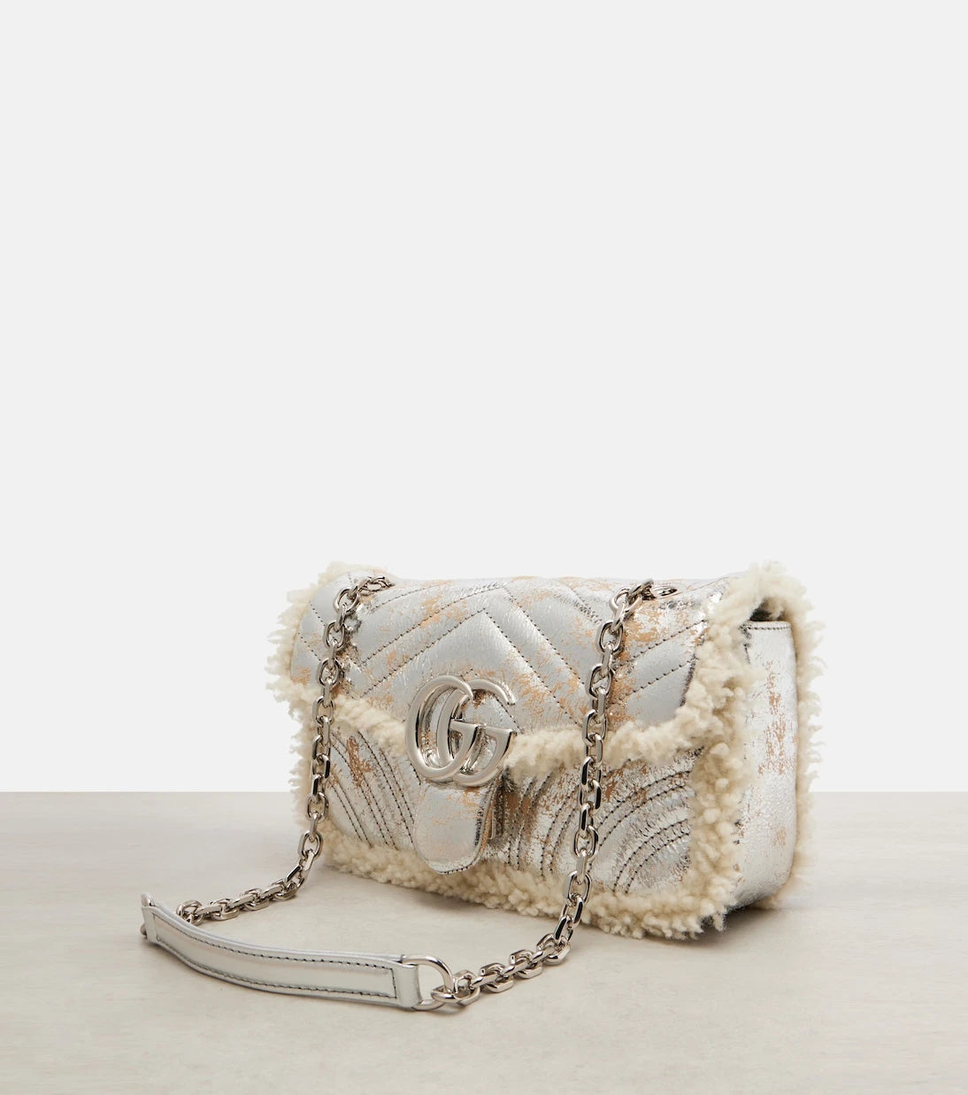 Gucci - GG Marmont Medium metallic leather shoulder bag