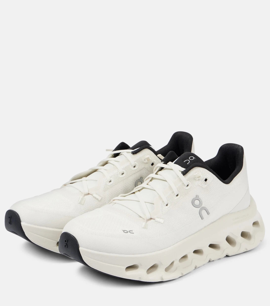 On - Cloudtilt running shoes