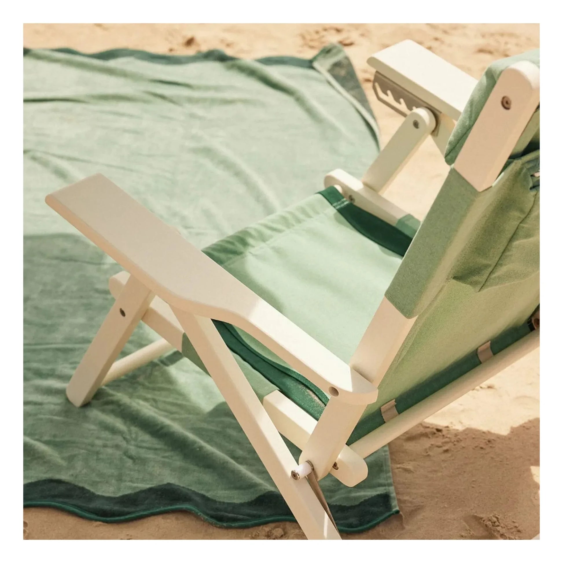 Business & Pleasure Co. - Tommy chair | Green