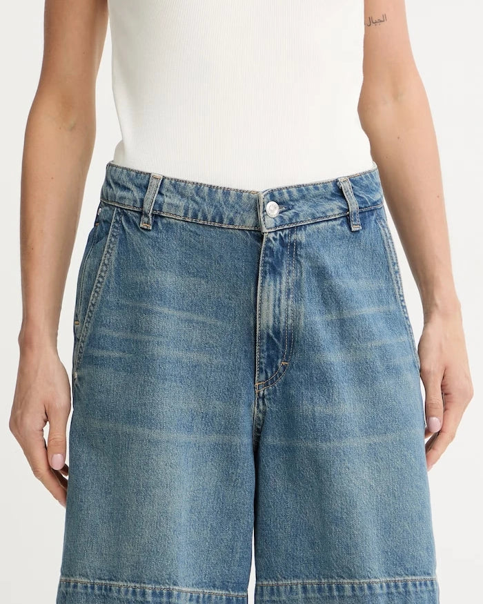 BOSS kadın denim kısa şort ALLEXY DENIM SHORT