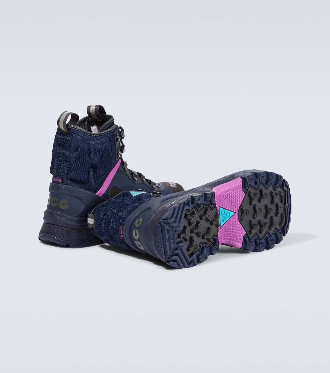 Nike - ACG Air Zoom Gaiadome hiking boots
