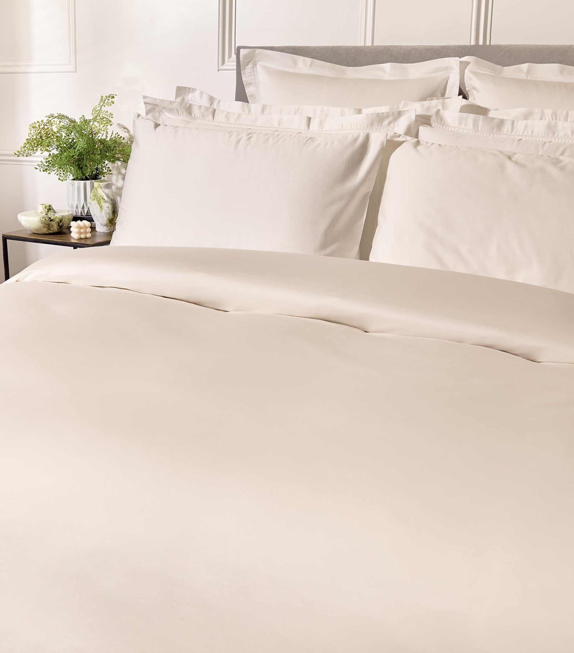 Brompton II Super King Duvet Cover Set (260cm x 220cm)