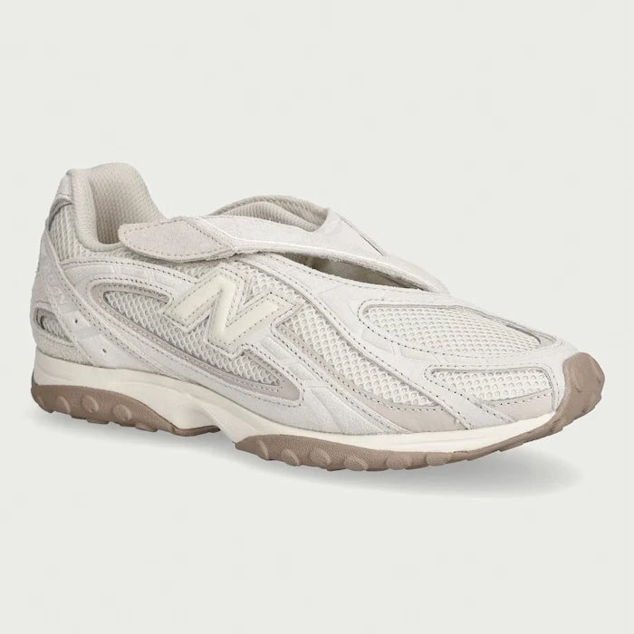 New Balance 204V Kadın Sneaker