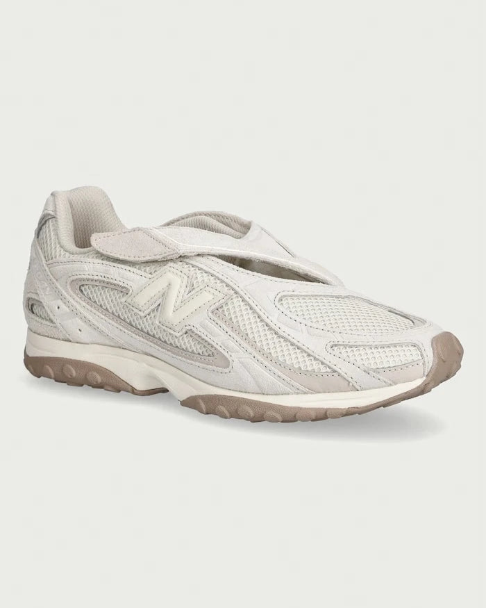 New Balance 204V Kadın Sneaker