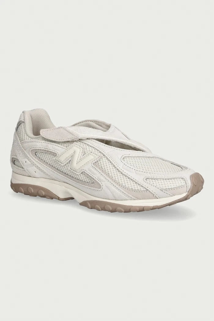 New Balance 204V Kadın Sneaker