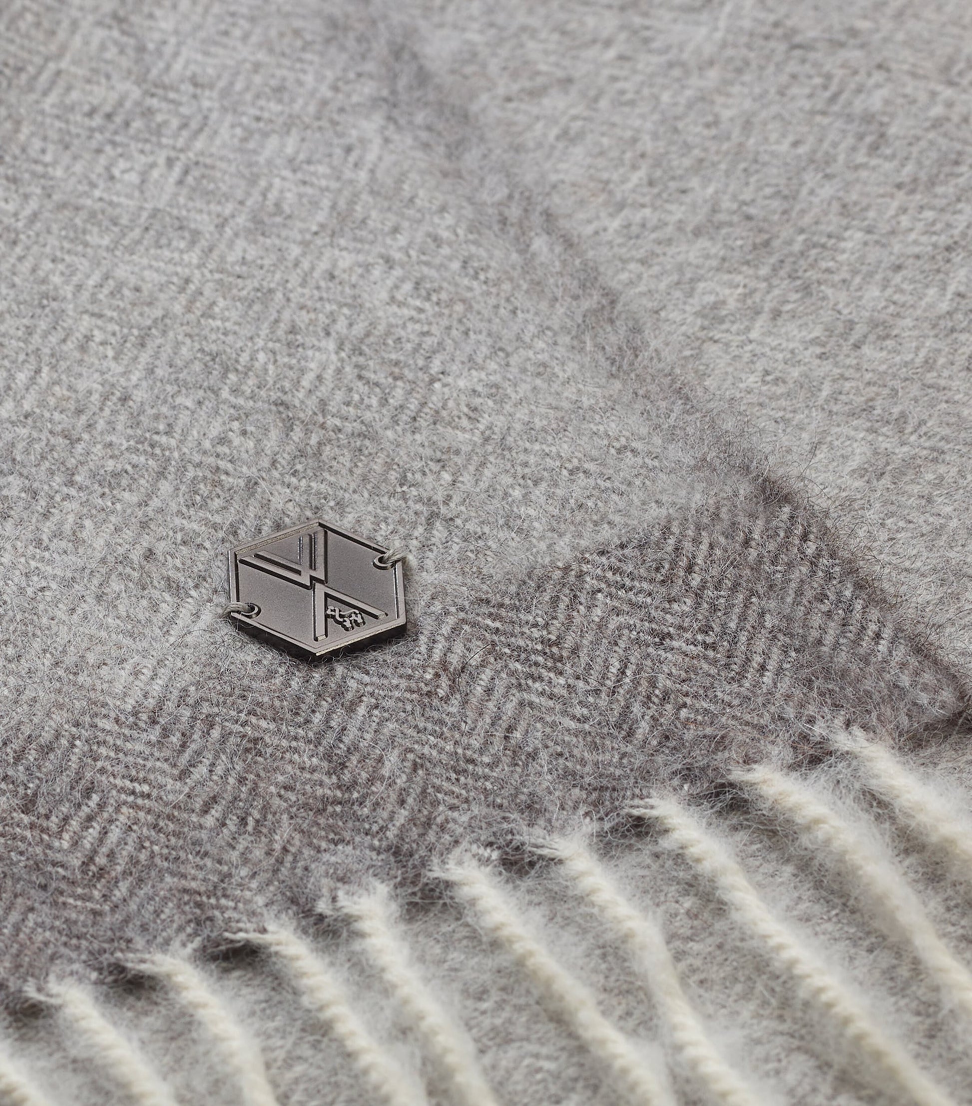 Plaid Merima Throw (180cm x 130cm)