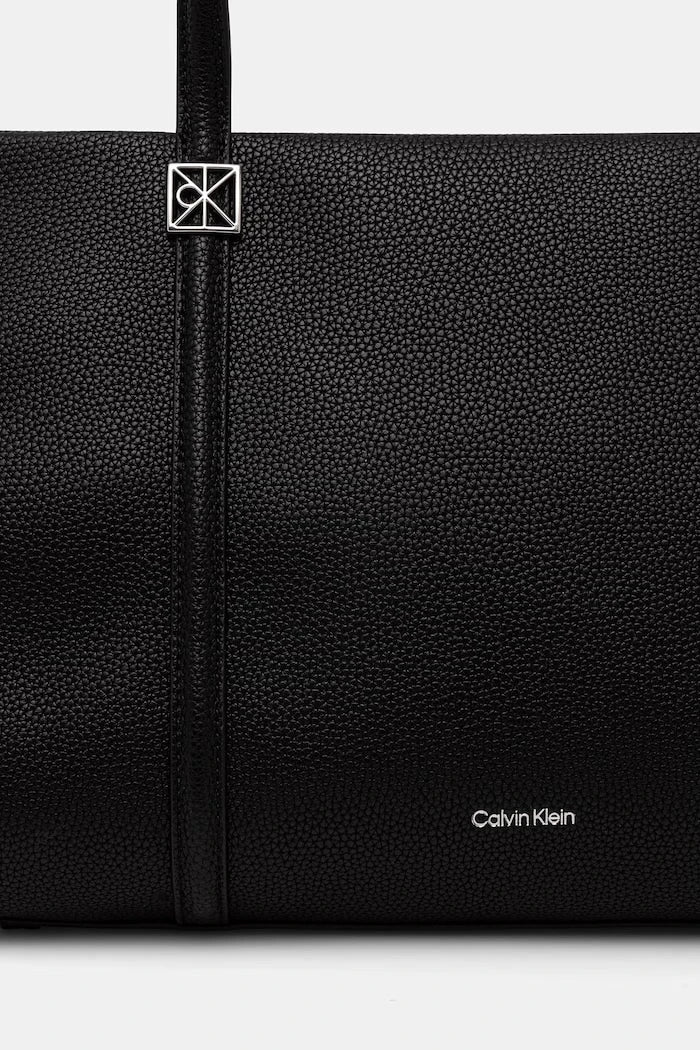 Calvin Klein suni deri kadın alışveriş çantası