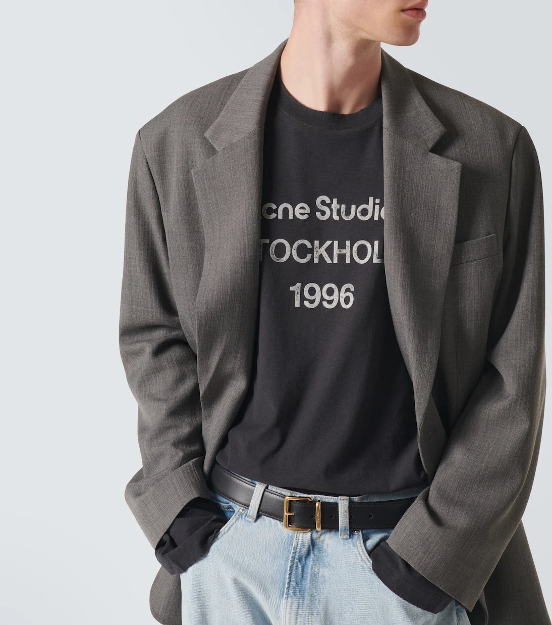 Acne Studios - تي شيرت جيرسيه بشعار ممزق