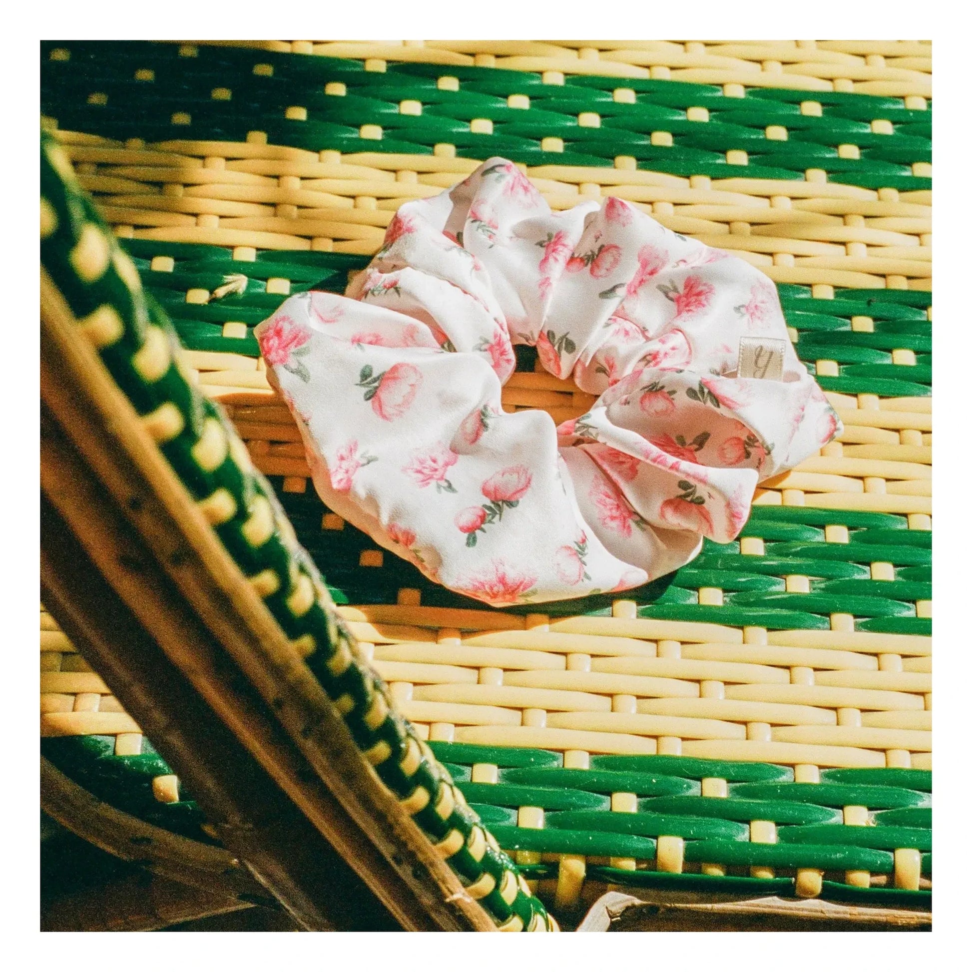 YOLAINE - Le Chouchou | Peony