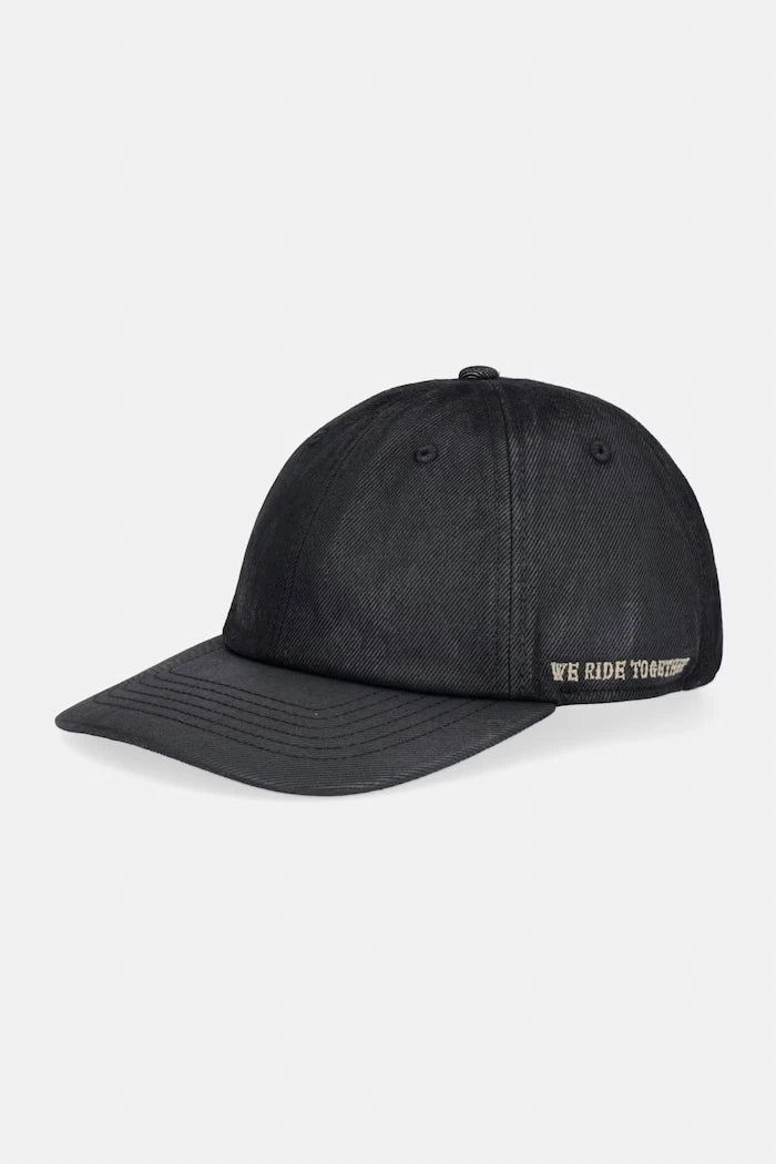 Levi's бейзболна шапка от памук Coated x PRIDE