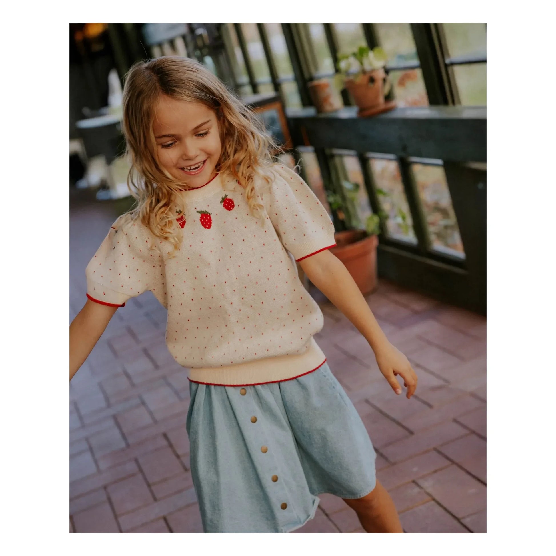 Fliink - Bolette Strawberry Short Sleeve Sweater | Ecru