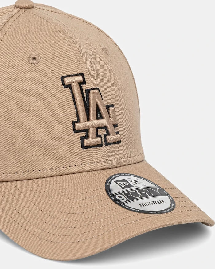 New Era OUTLINE 9FORTY® Pamuklu Vizörlü Şapka