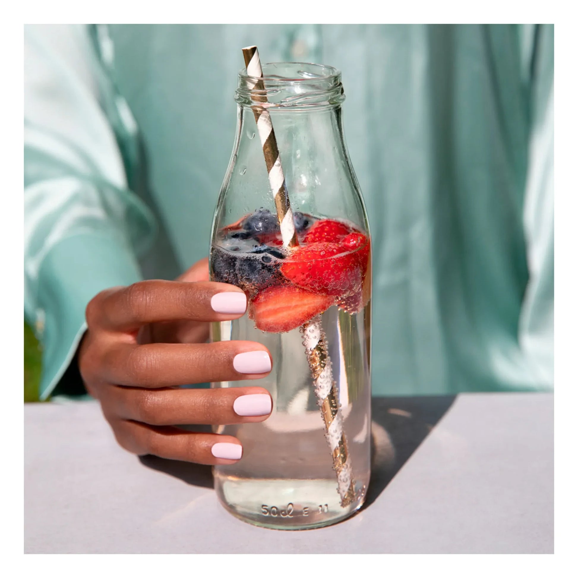 Manucurist - Green Flash Semi-Permanent Nail Polish | Blossom