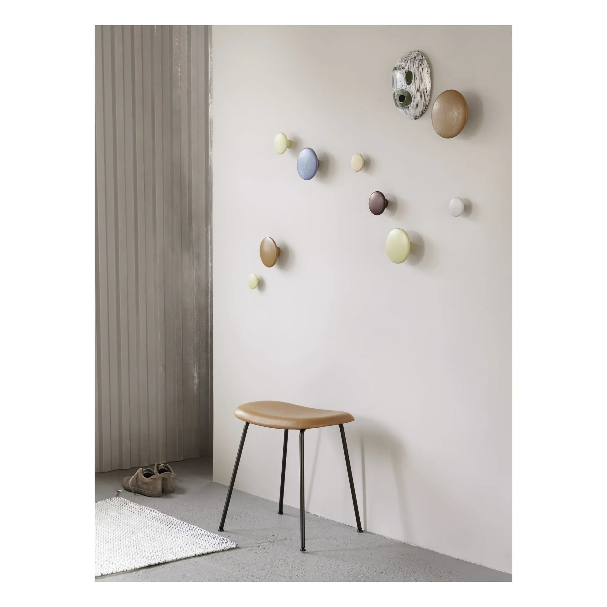 Muuto - The Dots Brass Hooks - Set of 5 | Gold