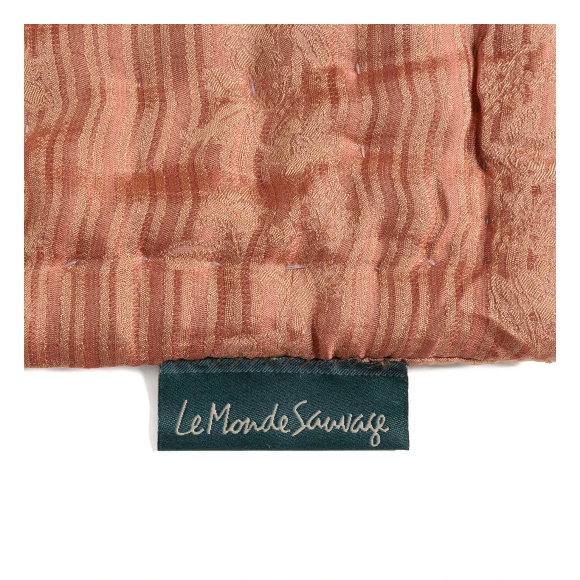 Le Monde Sauvage - Ritournelle silk throw | Blush