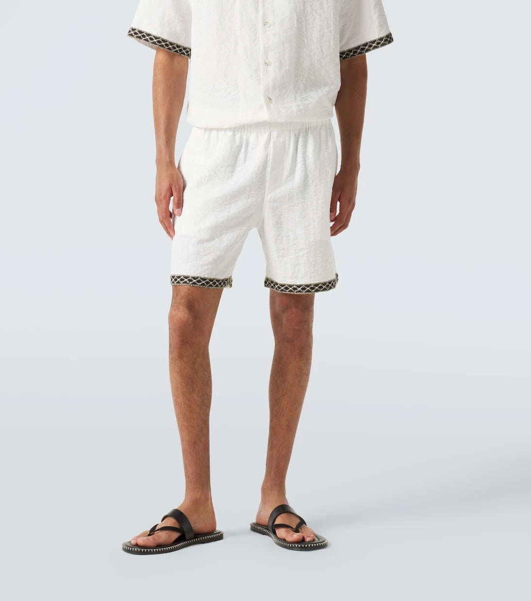 Commas - Crochet-trimmed shorts