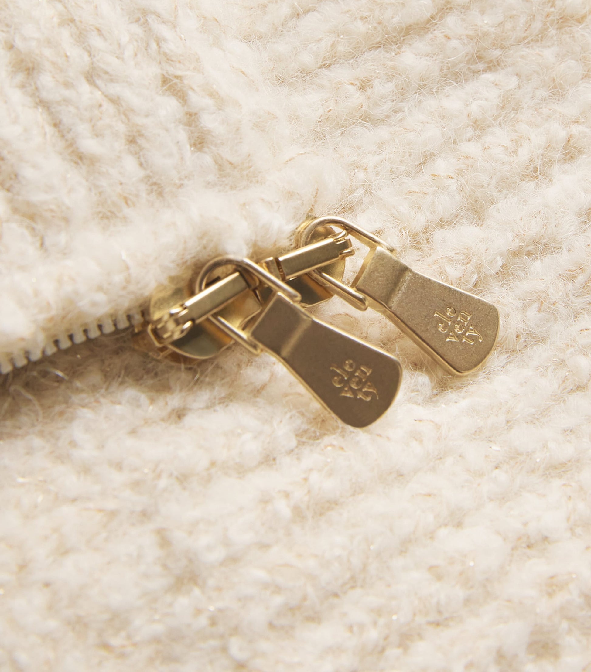 Eleventy Beige Wool-Blend Knitted Zip-Up Jacket