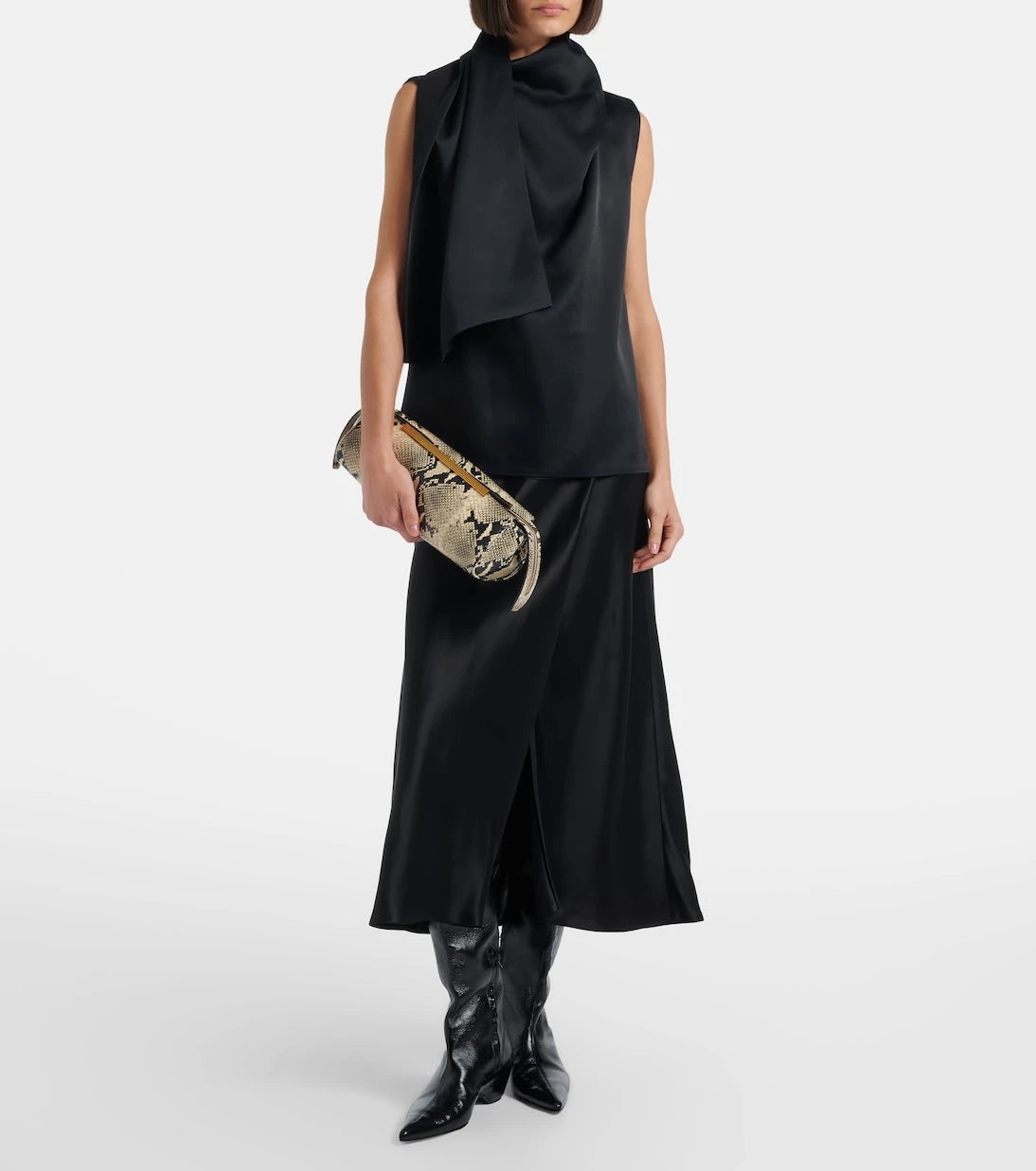 Khaite - Donna leather clutch